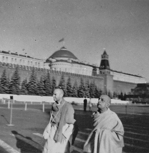 Готовится к изданию книга о 50-летии российского ИСККОН
