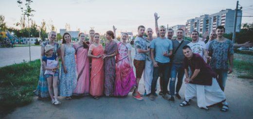 День России в Волжском