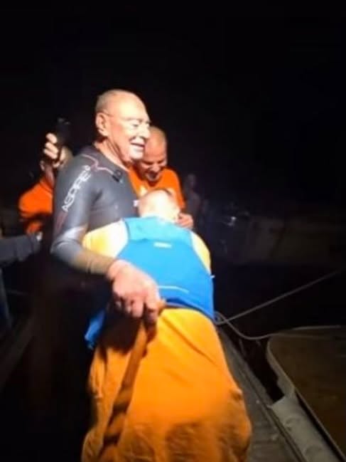 Шиварама Свами проплыл 40 км вдоль побережья озера Балатон